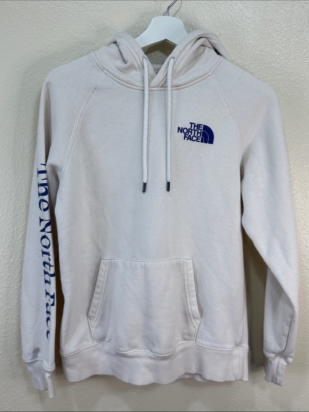 The North Face Hoodie Women's Small White Pullover Fleece Mountain Print Outdoor